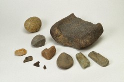 Stone tools from adult burial pits Pictures