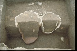 No.135 pot used as a coffin for a child Pictures