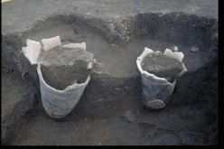 No.132 pot used as a coffin for a child Pictures