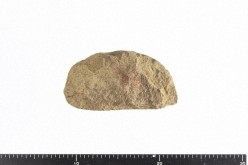 半円状扁平打製石器の写真