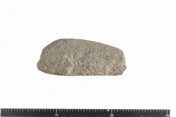 半円状扁平打製石器の写真