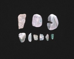 ヒスイ未製品・原石の写真
